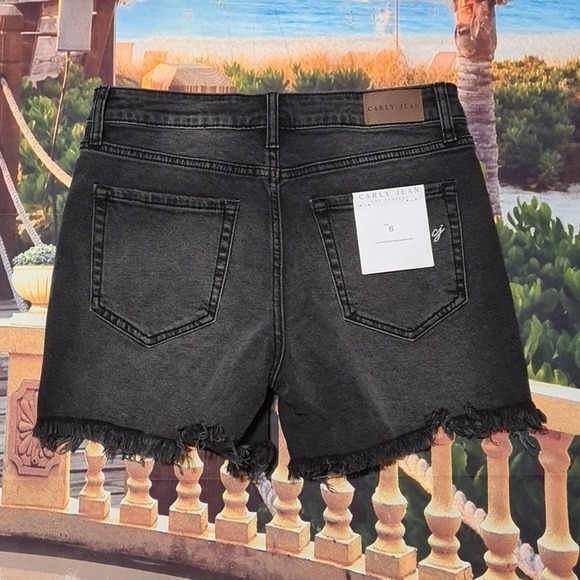 Carly Jean Cut off Shorts Small NWT‎ - Picture 6 of 6
